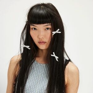 NWT Free People Mini Bow Set Brand New - Ivory